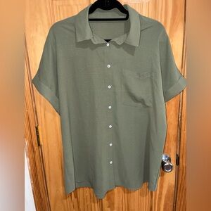 Temu Women's XL VNeck Button Shirt Short Sleeve Lightweight Polyester Army Green